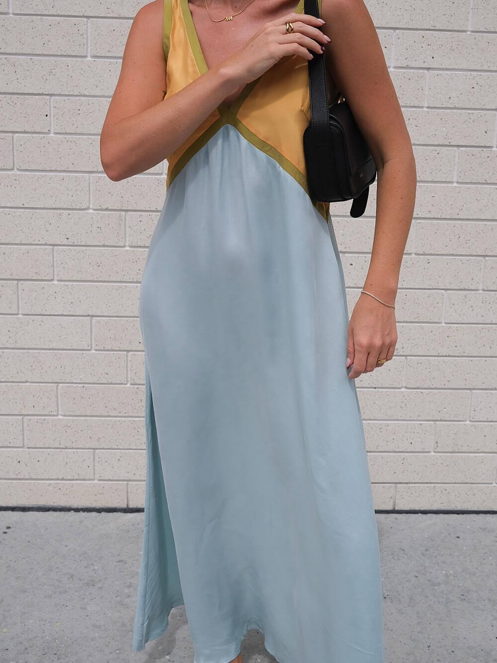 Romy V-Neck Contrasting Color Splicing Chic Dress